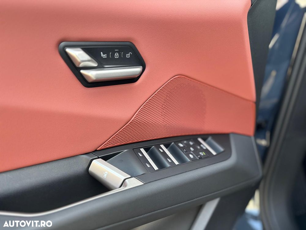 BMW iX3 50 xDrive - 19