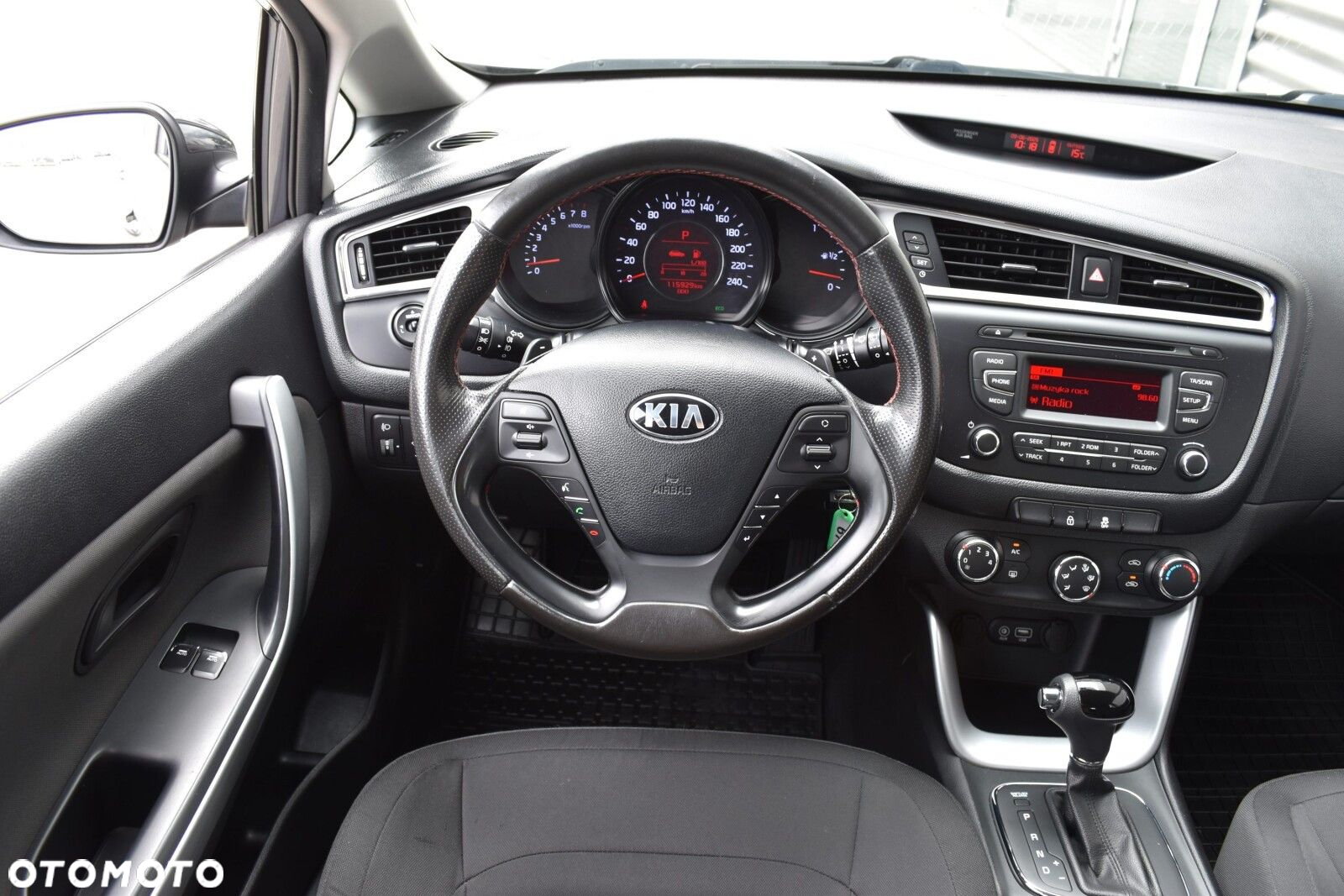 Kia Ceed Cee'd 1.6 GDI M DCT - 13
