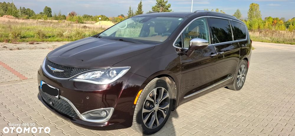 Chrysler Pacifica - 35