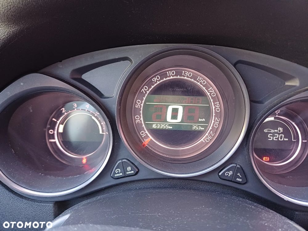 Citroën C4 e-HDi 115 Selection - 11