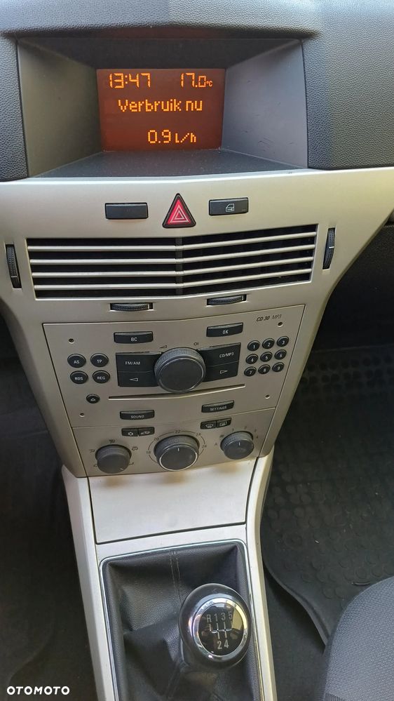 Opel Astra - 18
