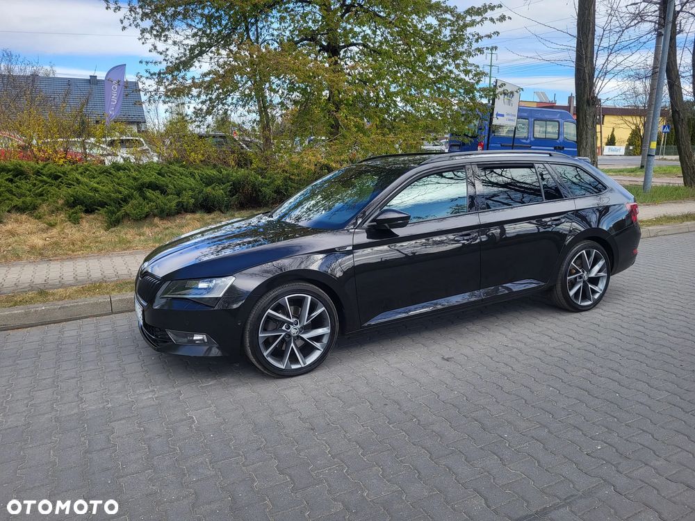 Skoda Superb 2.0 TDI 4x4 DSG Sportline - 2