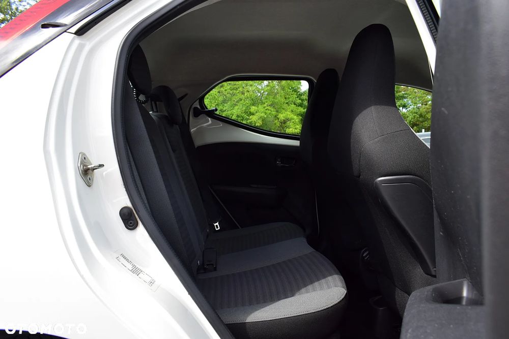Toyota Aygo x-trend - 7