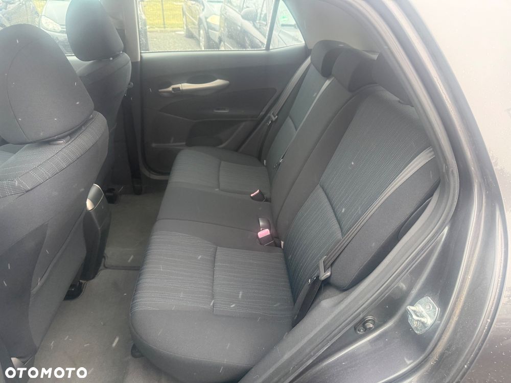 Toyota Auris 1.4 VVT-i Sol - 19