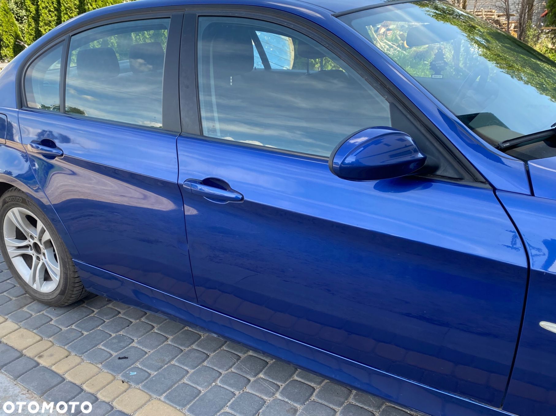 BMW E90 E91 LIFT DRZWI PRAWE PRAWY PRZÓD MONTEGOBLAU METALLIC SCHWARZ - 1