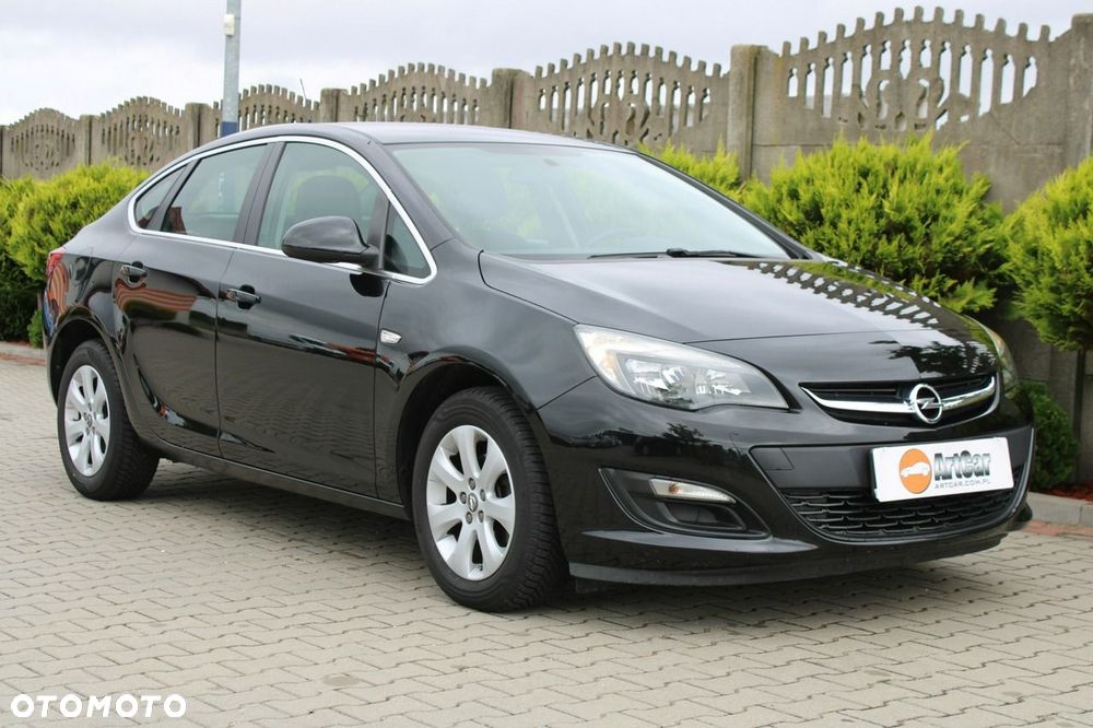 Opel Astra 1.6 Active - 12