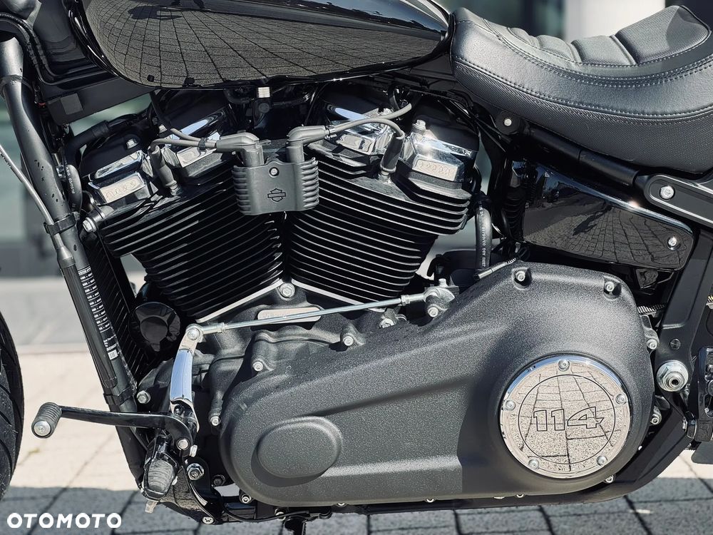 Harley-Davidson Softail Fat Bob - 21