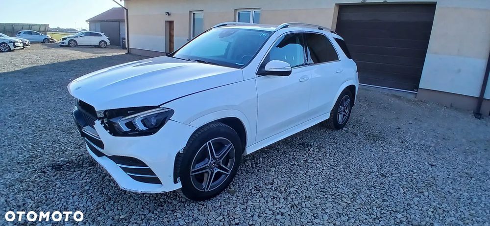 Mercedes-Benz GLE 350 d 4Matic 9G-TRONIC AMG Line - 9