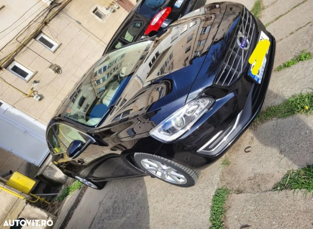 Volvo S60 T3 Momentum - 2