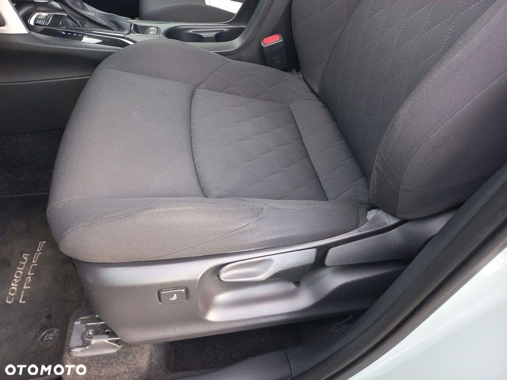 Toyota Corolla Cross 1.8 Hybrid Style - 9