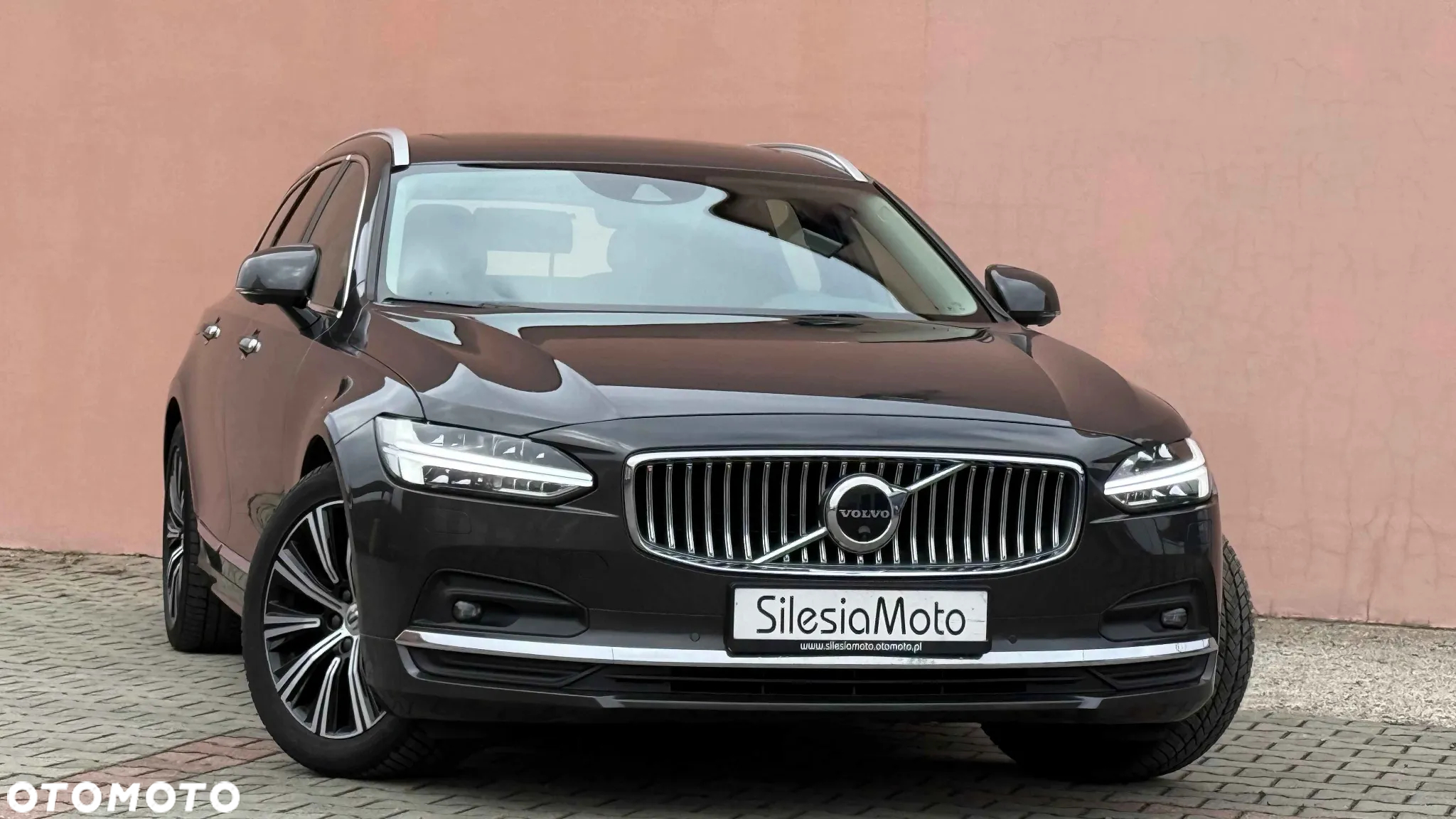 Volvo V90 - 2