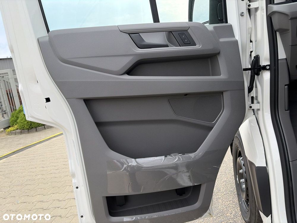 Volkswagen Crafter L3 wysoki dach, 2,0 TDI 177KM, przedni, 6-bieg manualna - 11
