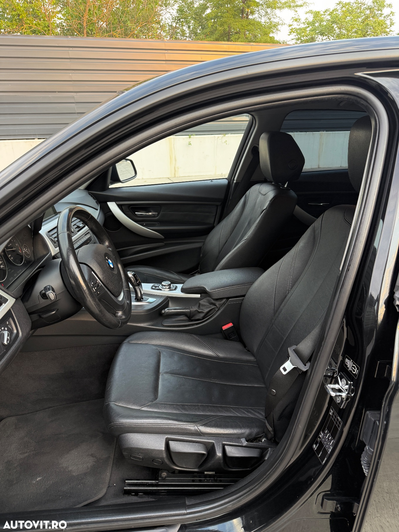 BMW Seria 3 - 12