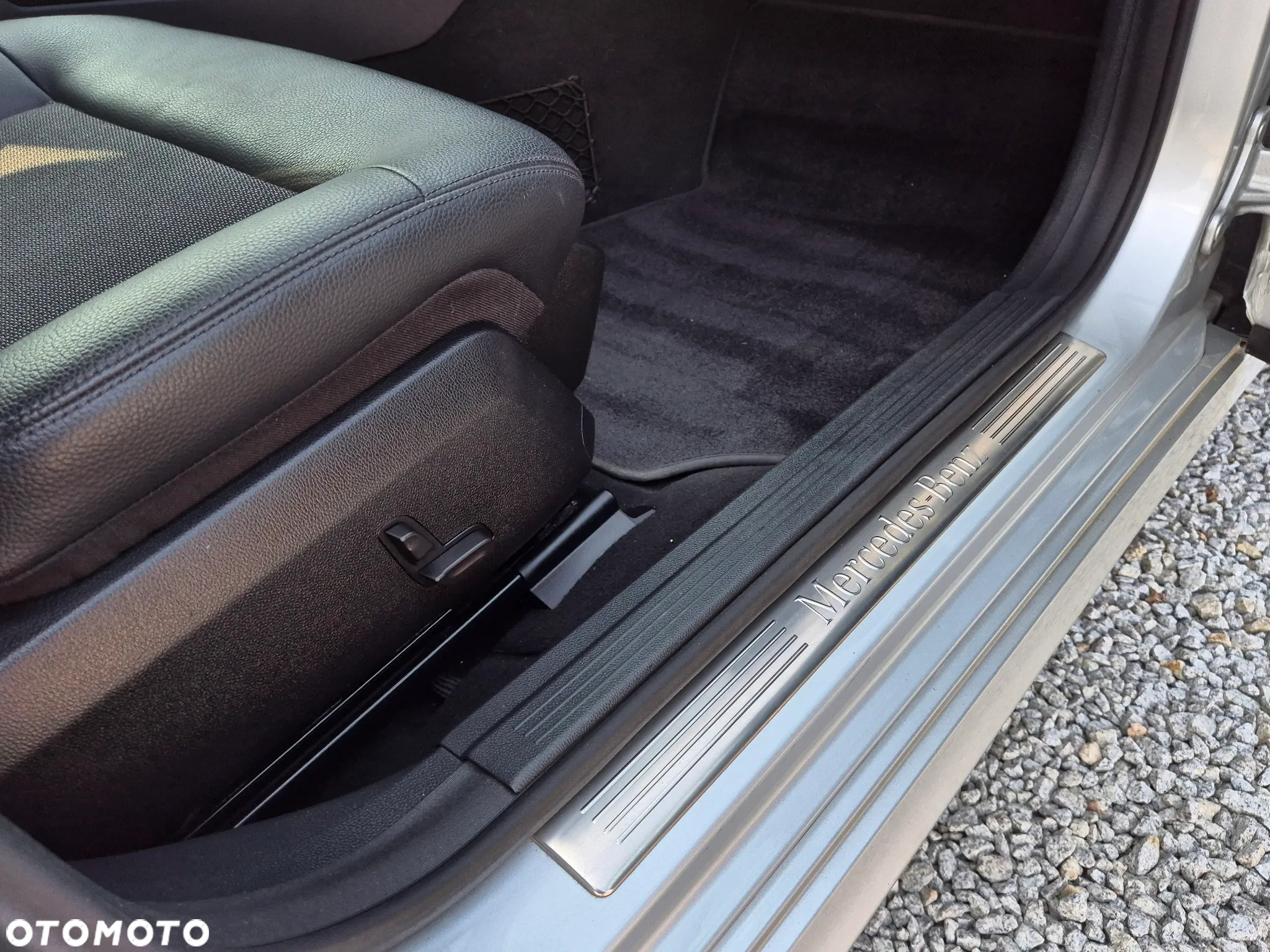 Mercedes-Benz Klasa E 200 CDI Avantgarde - 35