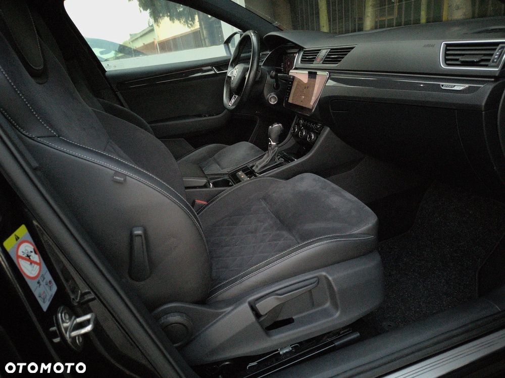 Skoda Superb 2.0 TDI DSG Sportline - 13