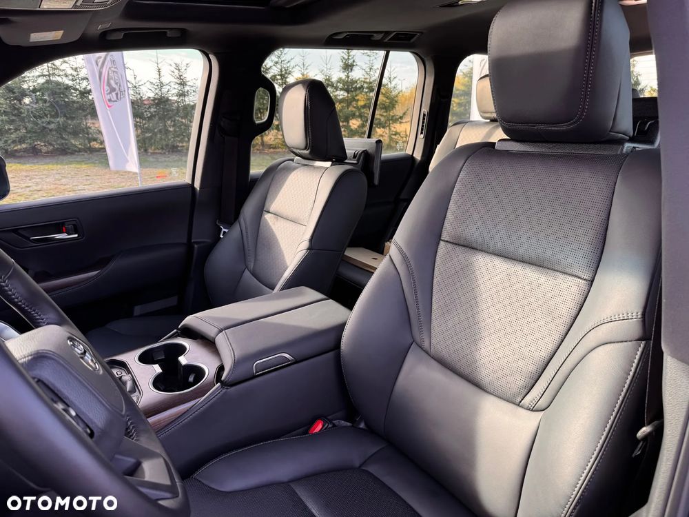 Toyota Land Cruiser - 7