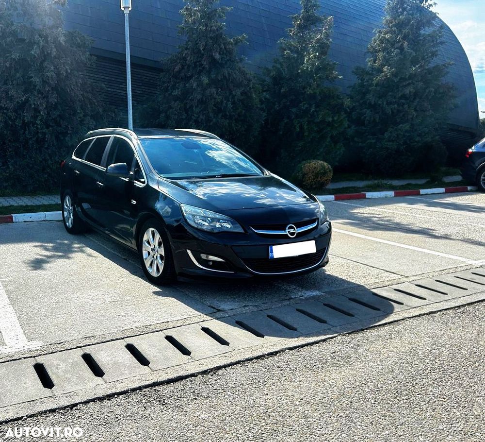 Opel Astra 1.7 CDTI Cosmo - 1