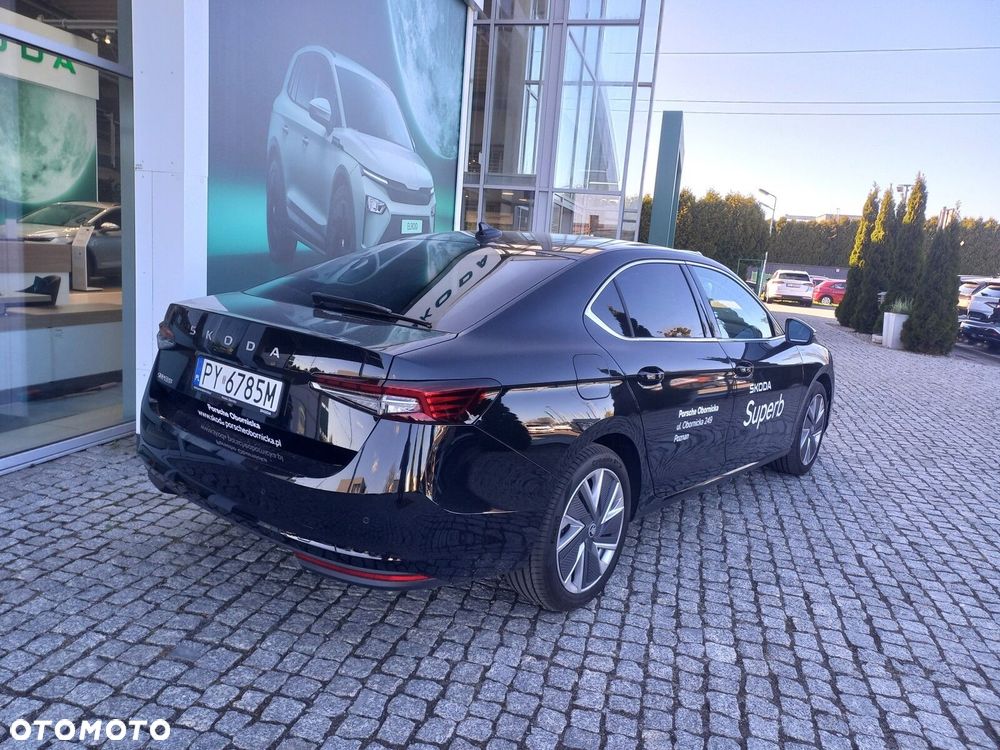 Skoda Superb 2.0 TSI Edition 130 DSG - 7