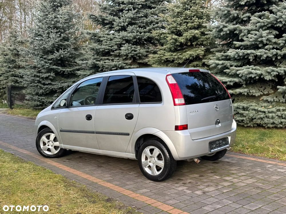 Opel Meriva 1.8 16V (Essentia) - 5
