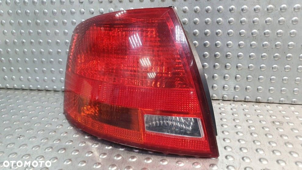 AUDI A4 B7 KOMBI 04-08 LEWA TYLNA LAMPA KOMBI ORYGINAŁ 8E9945095E - 4