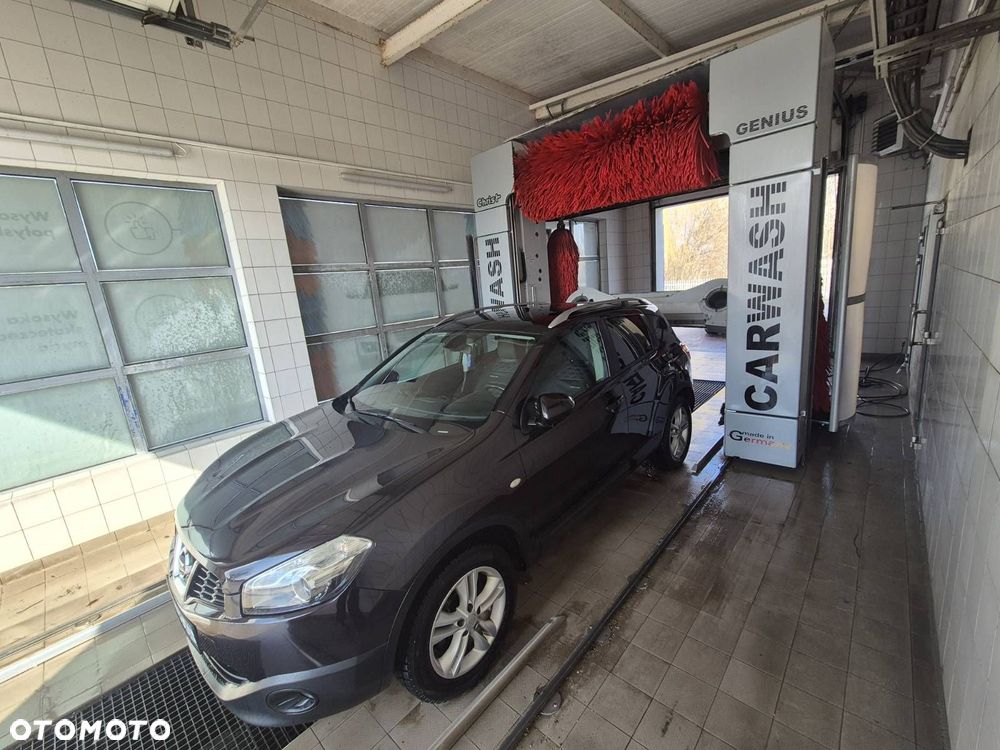 Nissan Qashqai 2.0 4x4 Tekna CVT - 1