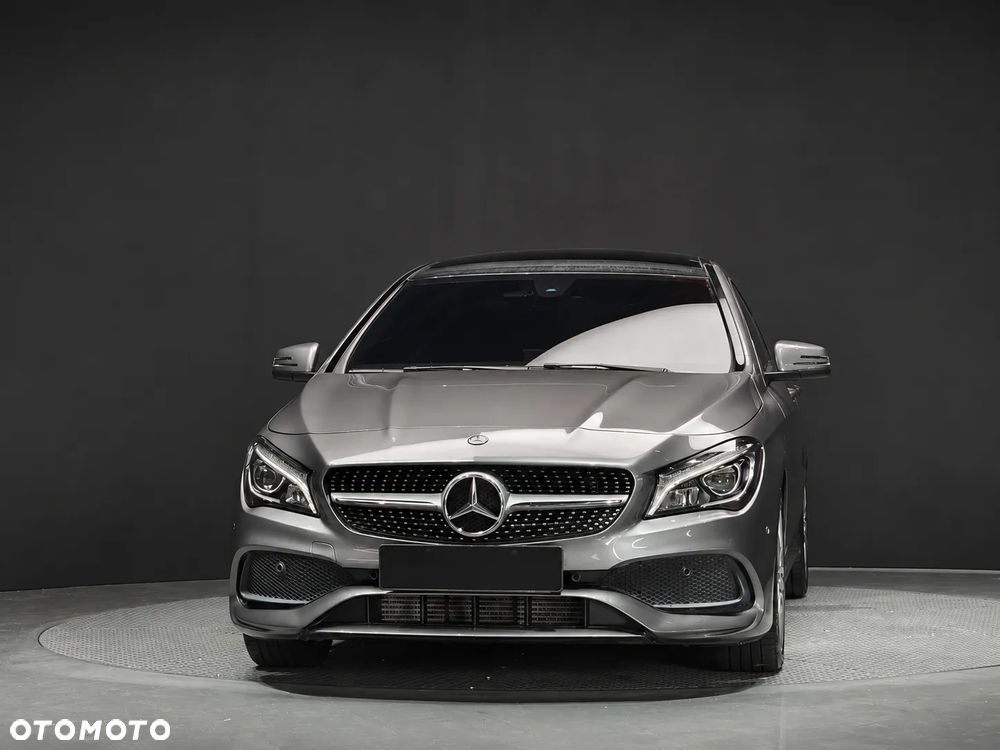 Mercedes-Benz CLA 220 4Matic 7G-DCT AMG Line - 4