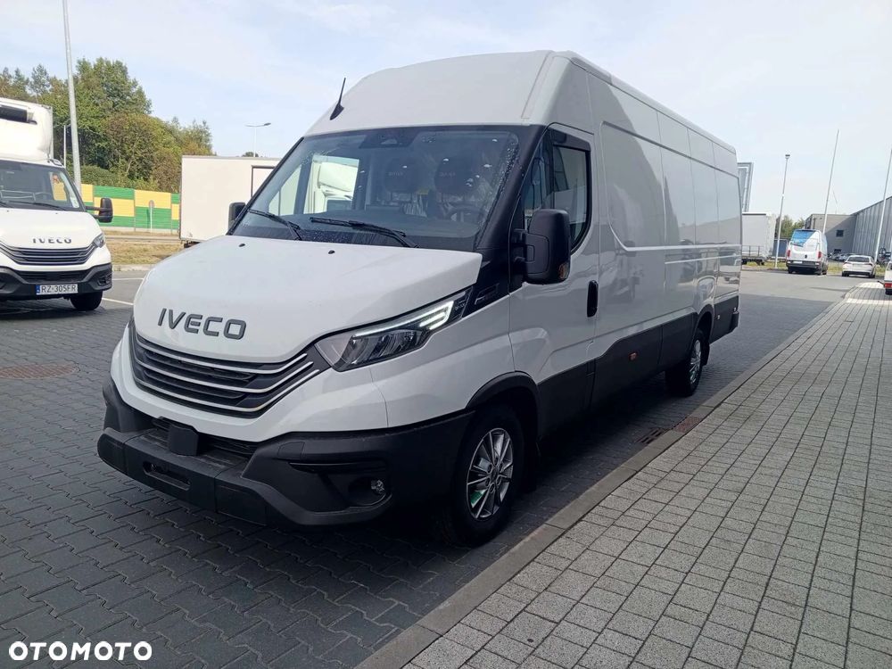 Iveco Daily 35S18HA8V 16m3 MY24 LIFT