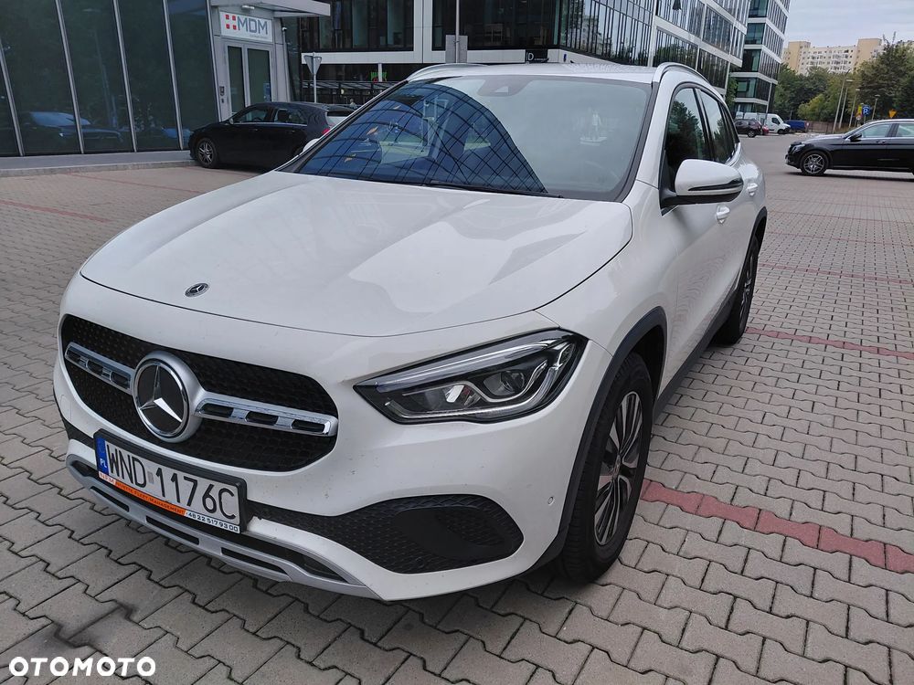 Mercedes-Benz GLA 200 Style - 11