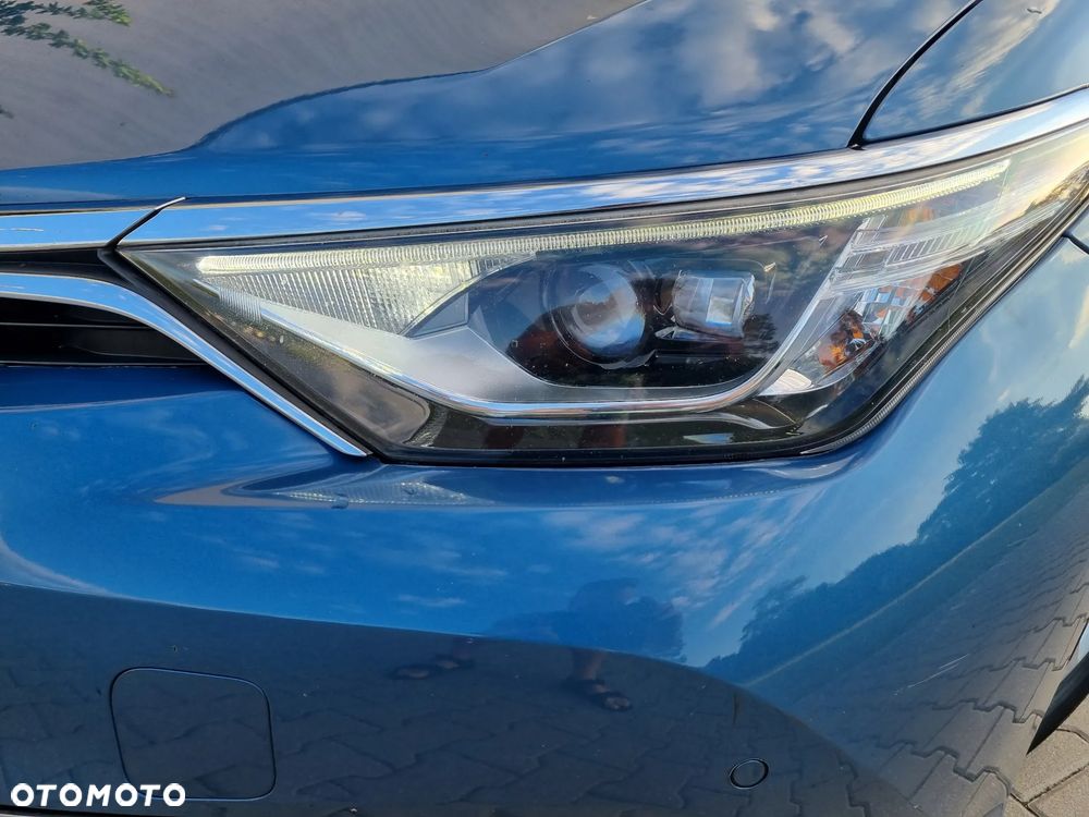 Toyota Auris 1.8 VVT-i Automatik Executive - 33