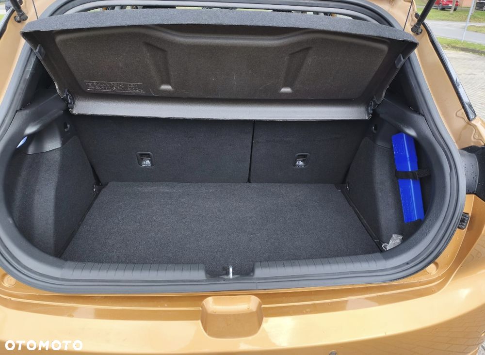 Hyundai i20 1.4 Comfort - 25