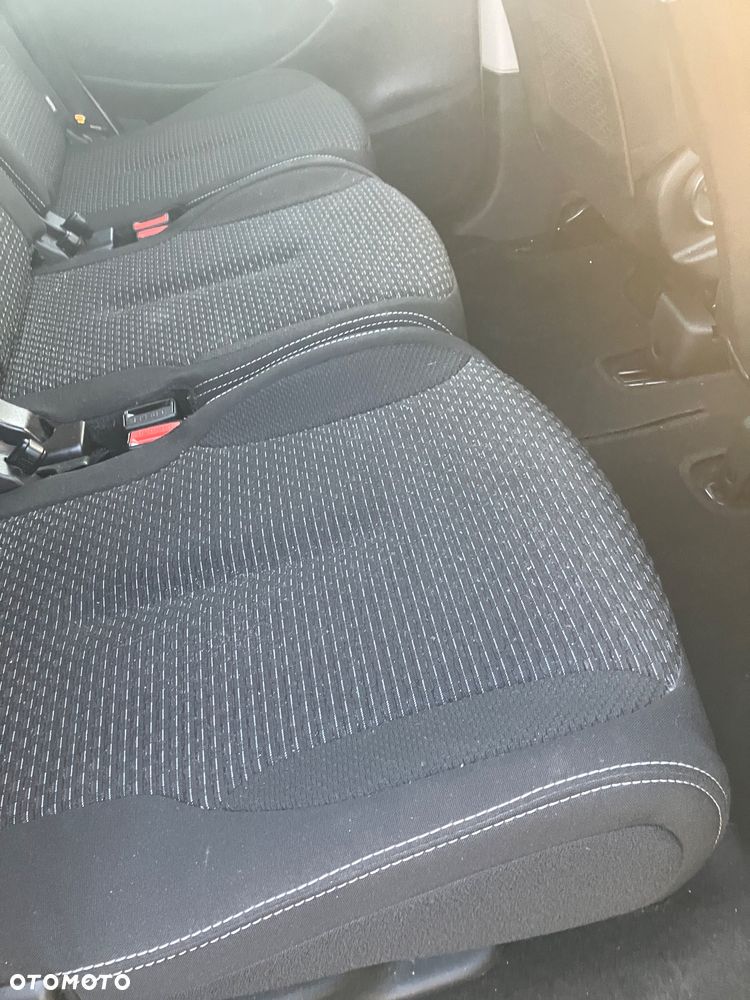 Citroën C4 Picasso - 17
