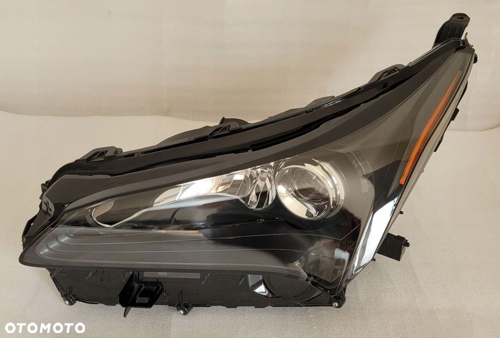 LAMPA PRZÓD LEWA LEXUS NX 2014-2017 XENON LED - 2