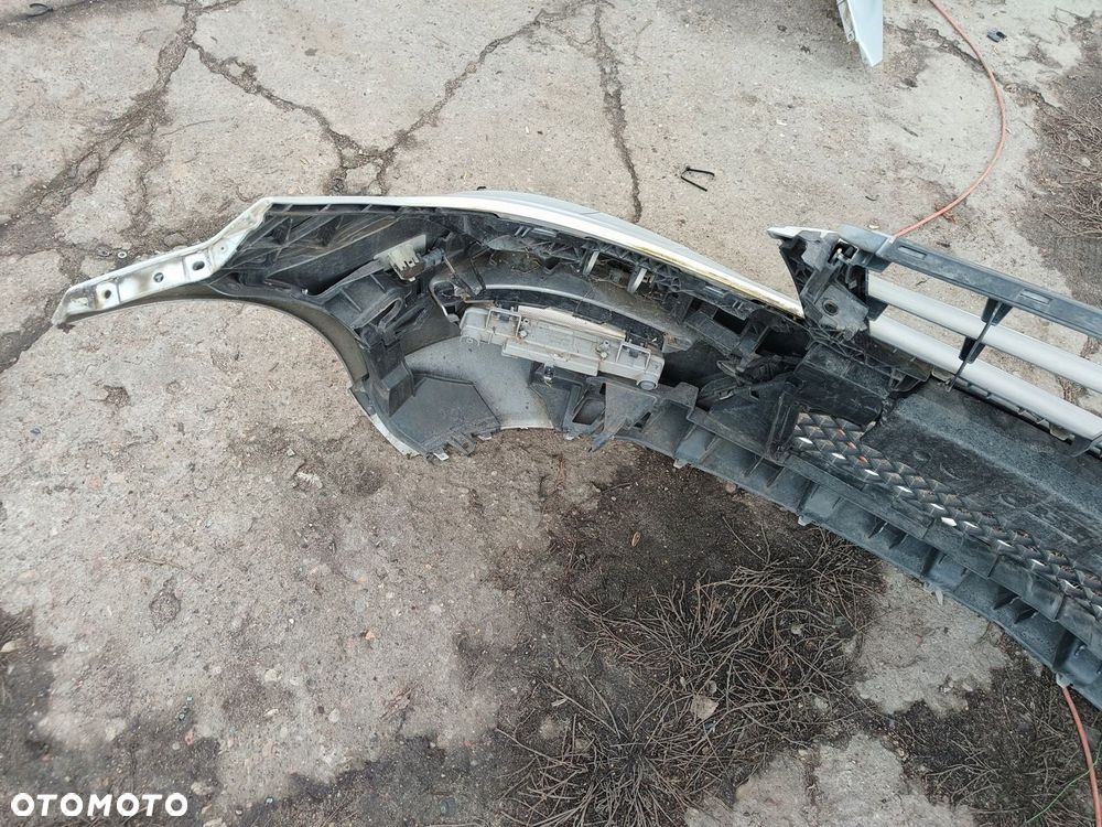 MERCEDES W204 LIFT C KLASA ZDERZAK PRZEDNI AMG LED PDC 775 - 8