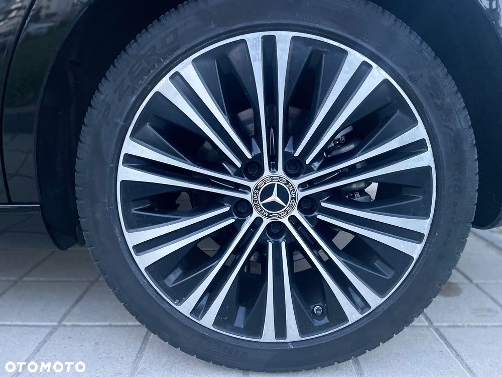 Mercedes-Benz CLA - 16