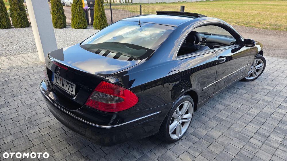 Mercedes-Benz CLK - 20