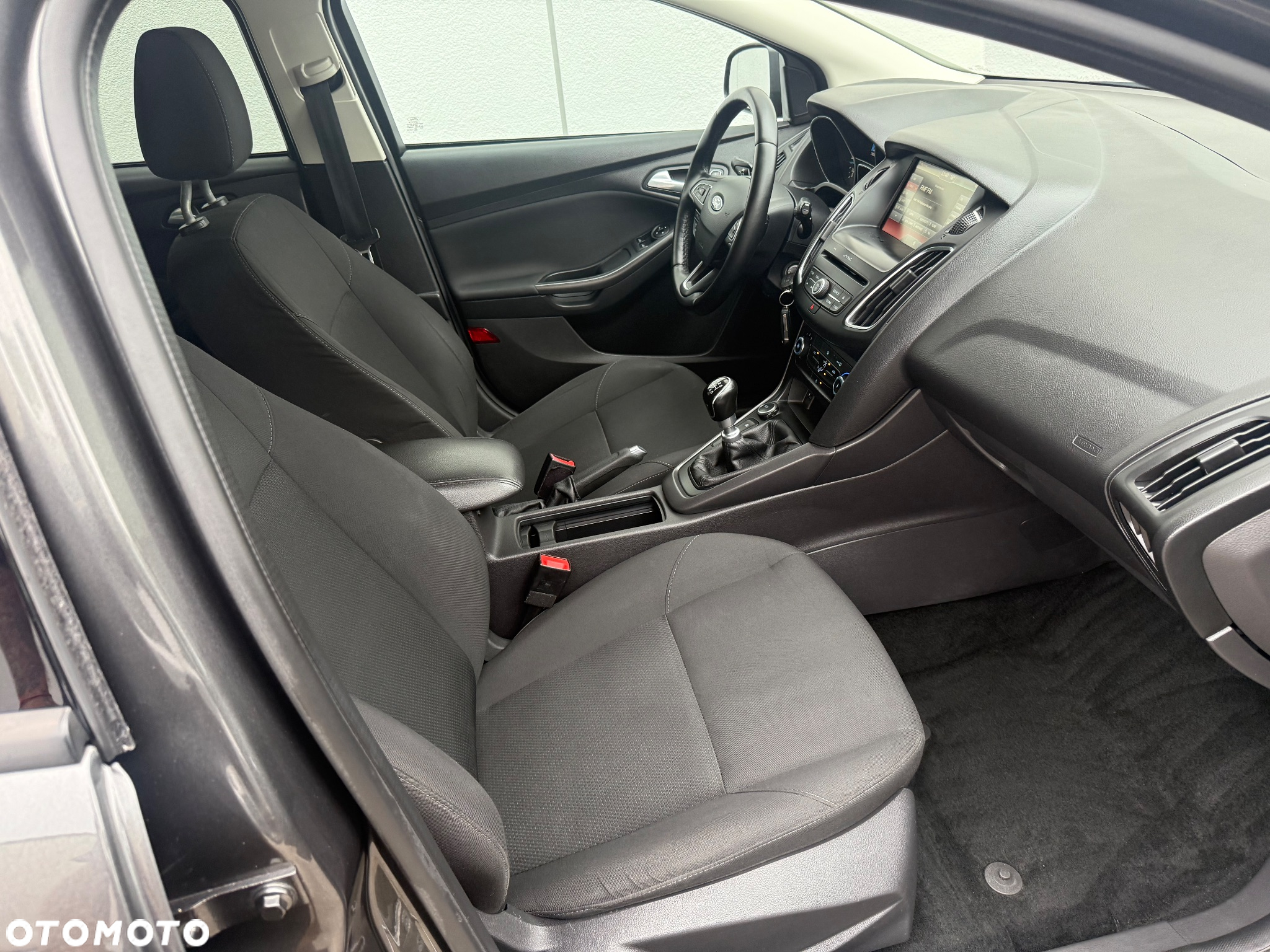 Ford Focus 1.5 EcoBlue Active Business - 23