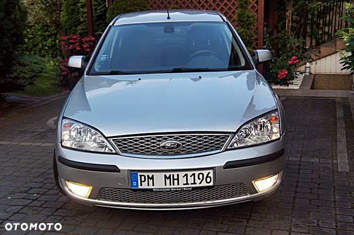Ford Mondeo 1.8 Ghia - 2