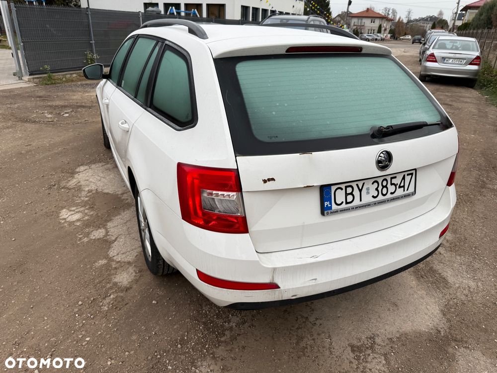 Skoda Octavia 1.6 TDI Ambition - 10