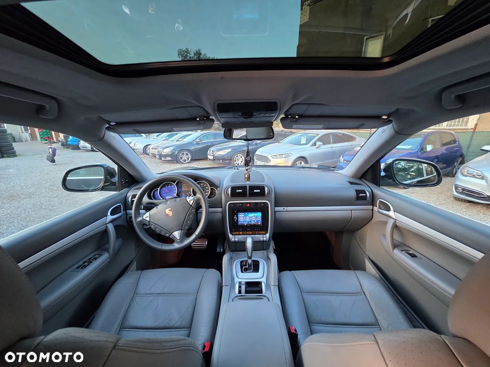 Porsche Cayenne S Tiptronic - 8