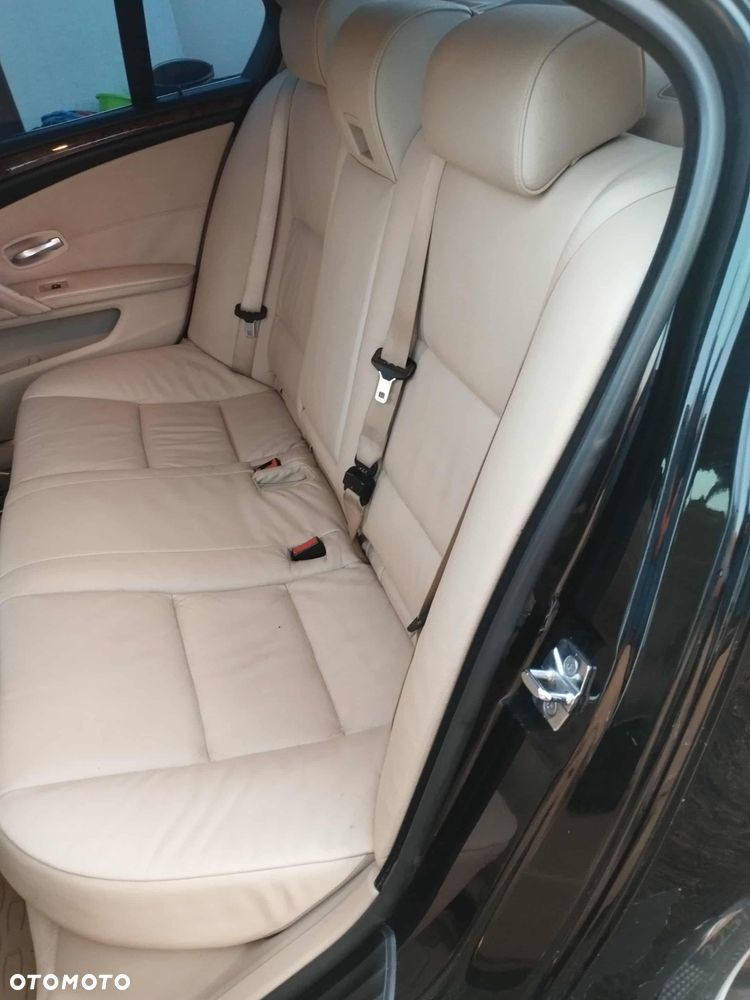 BMW Seria 5 - 10
