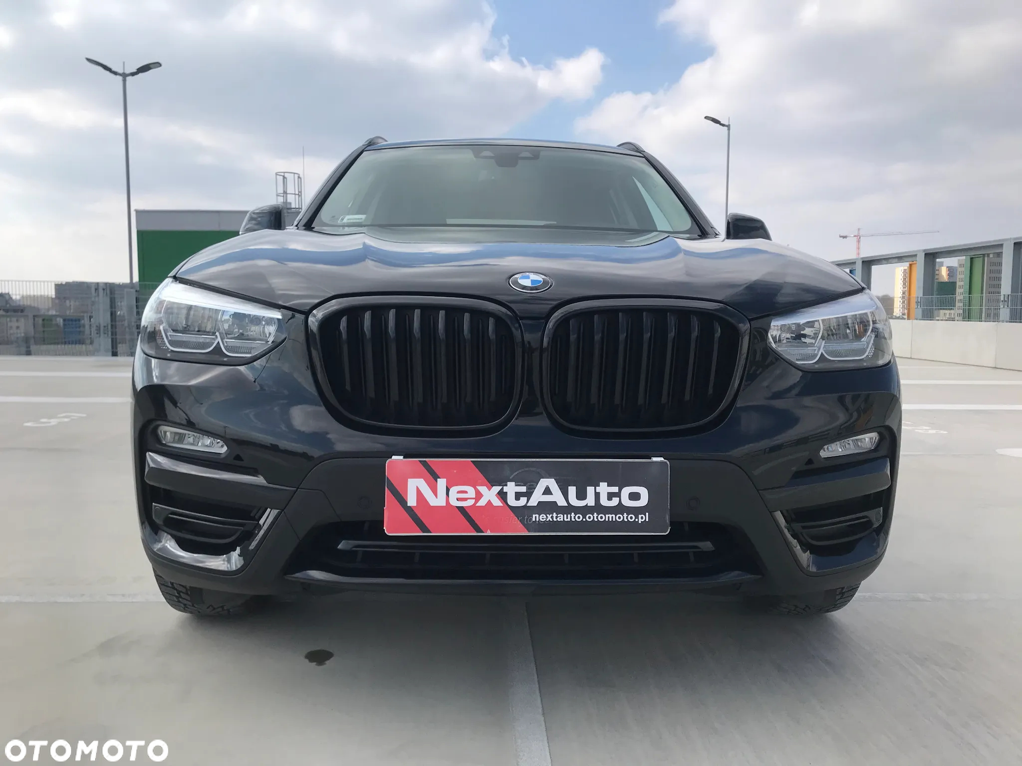 BMW X3 xDrive20i sport - 2