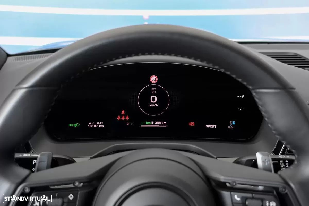Porsche Panamera 4 E-Hybrid - 8