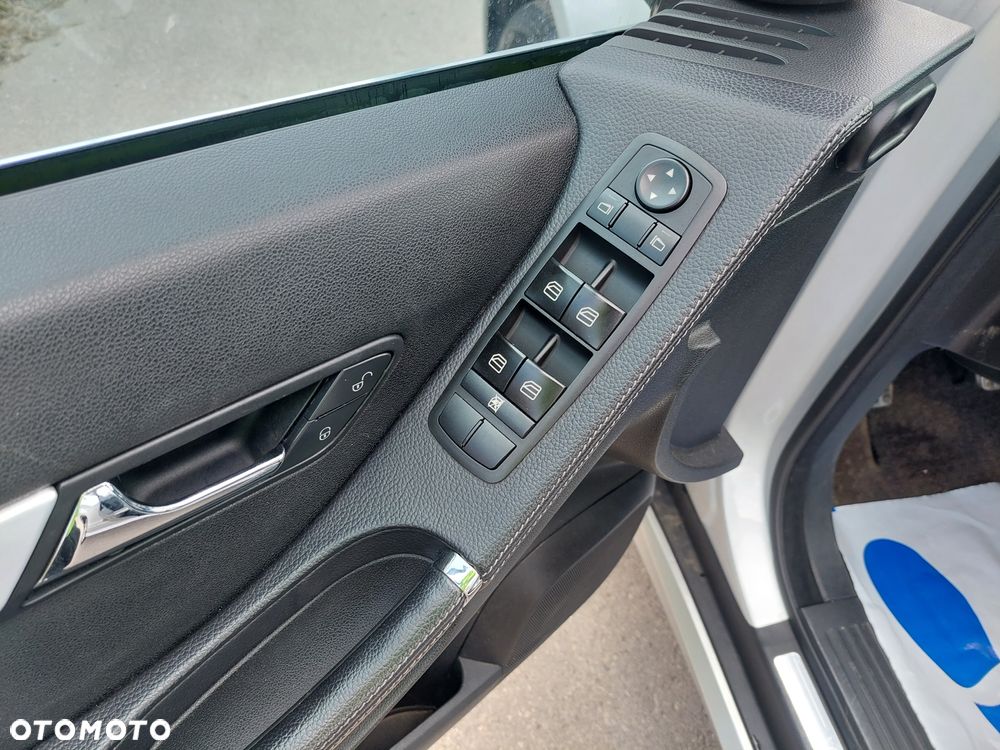 Mercedes-Benz Klasa R 320 CDI 4-Matic - 11