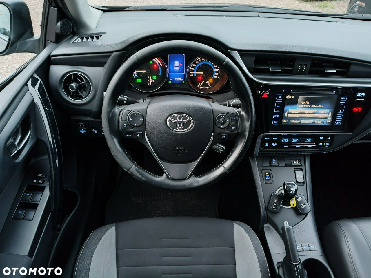 Toyota Auris - 5