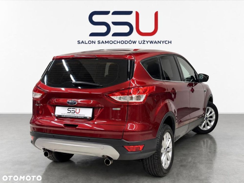 Ford Kuga 1.5 EcoBoost 2x4 Titanium - 5