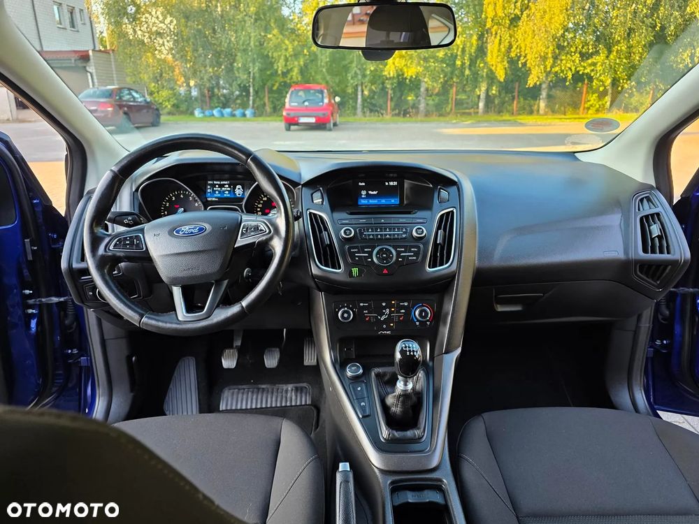 Ford Focus 1.0 EcoBoost Active Business - 16