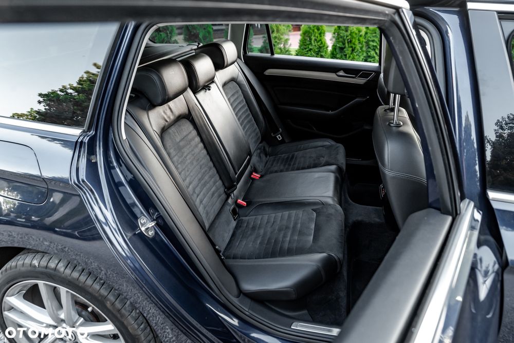 Volkswagen Passat Variant 2.0 TDI SCR (BlueMotion Technology) Comfortline - 23