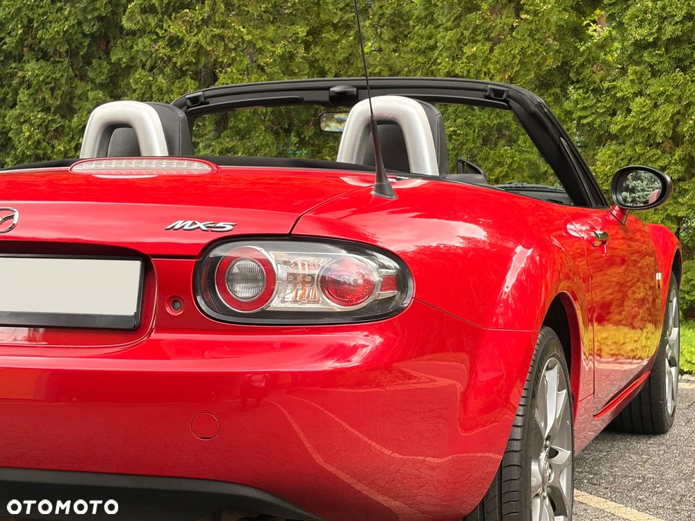 Mazda MX-5 2.0 MZR 3rd Generation - 11