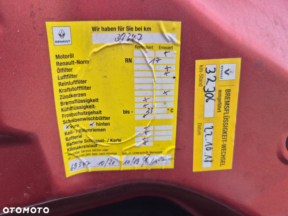 Renault Captur - 18