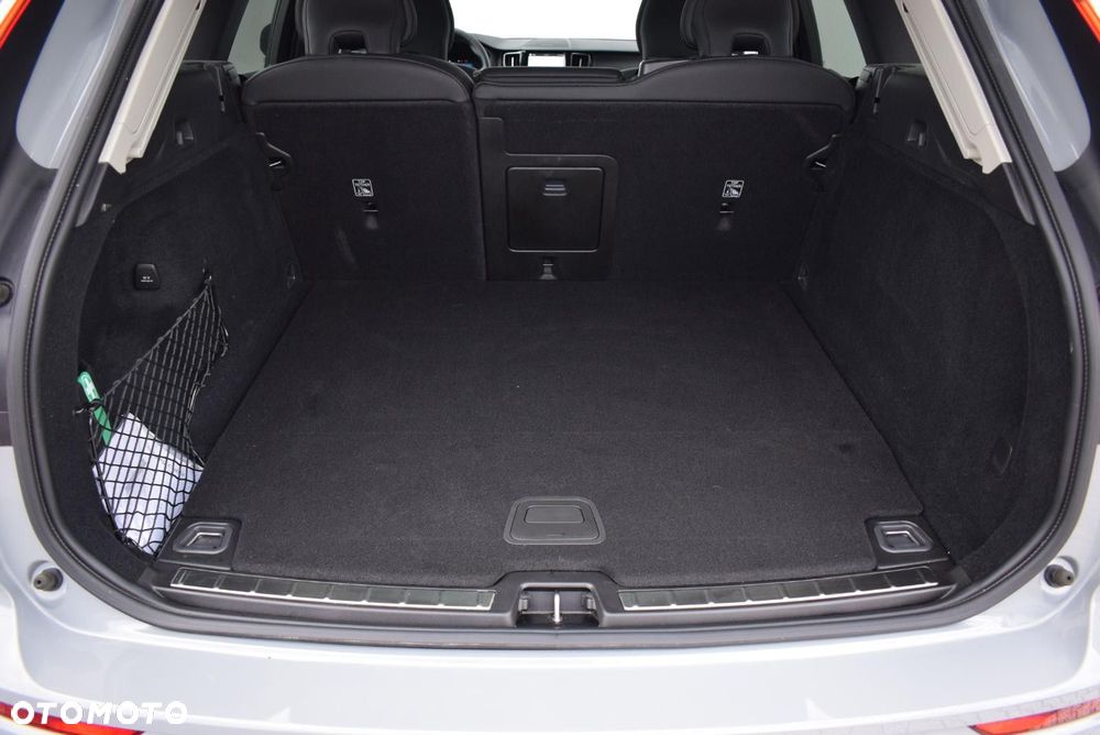 Volvo XC 60 - 32